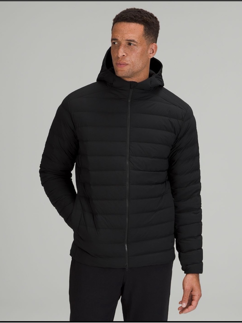 M8-03 NWT Size XL Lululemon Men’s “Navigation” Down Hoodie Blk  $298